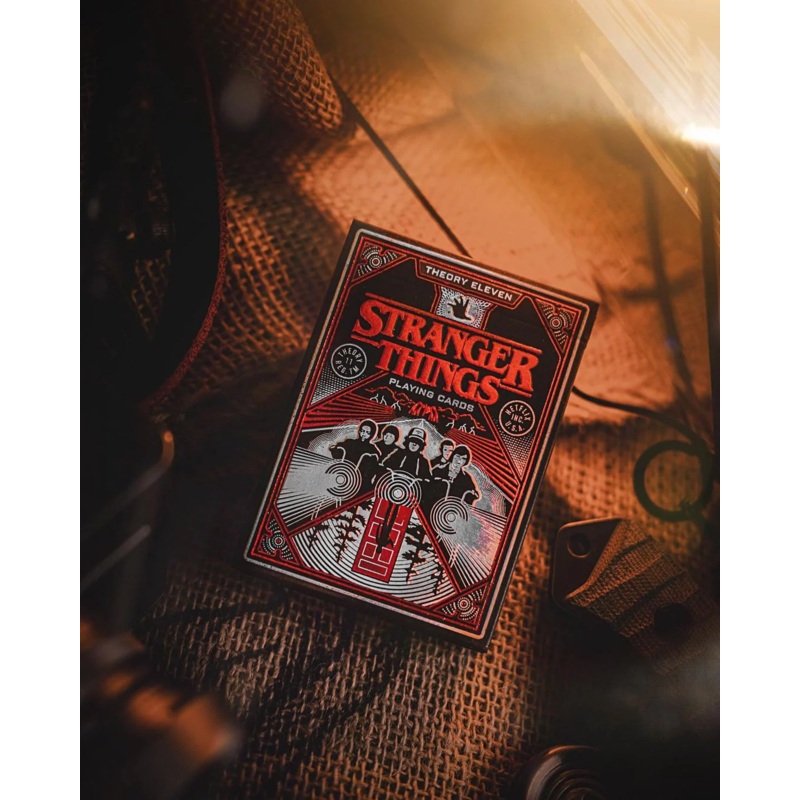 Theory 11 Playing Cards: Stranger Things