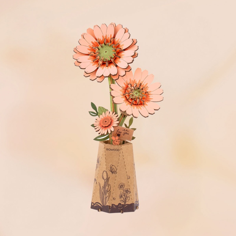 Orange Gerbera Daisy - 3D Miniature Scene