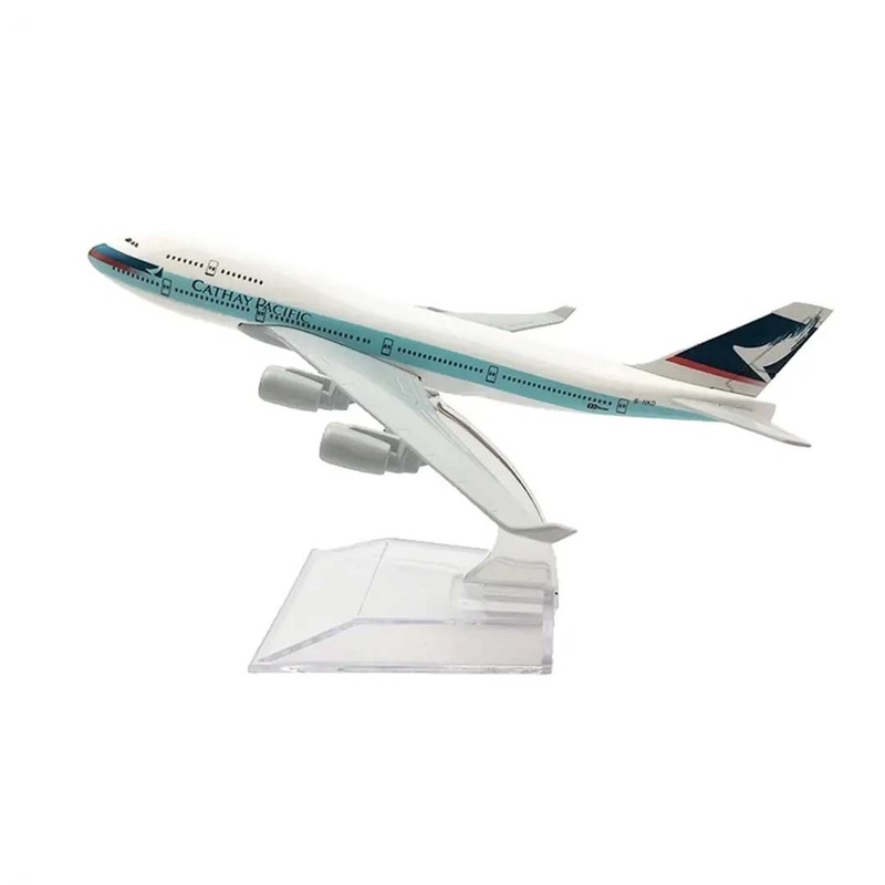 Collectible 1:400 Scale Aircraft Model Aeroplane  Catghay Pacific B747 (16 cm)