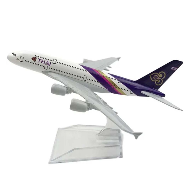 Collectible 1:400 Scale Aircraft Model Airplane   Thai Airways Airbus A380 (16 cm)