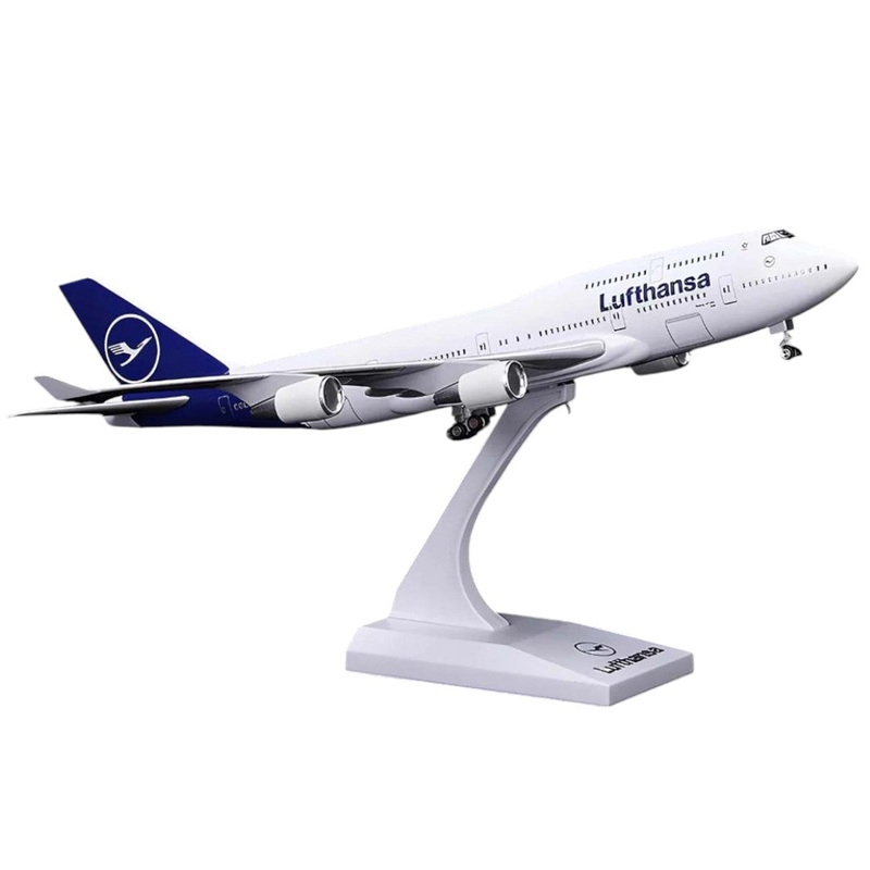 Diecast Collectible 1:250 Scale Model Airplane With Light & Sound   Lufthansa 747-400 Kiel