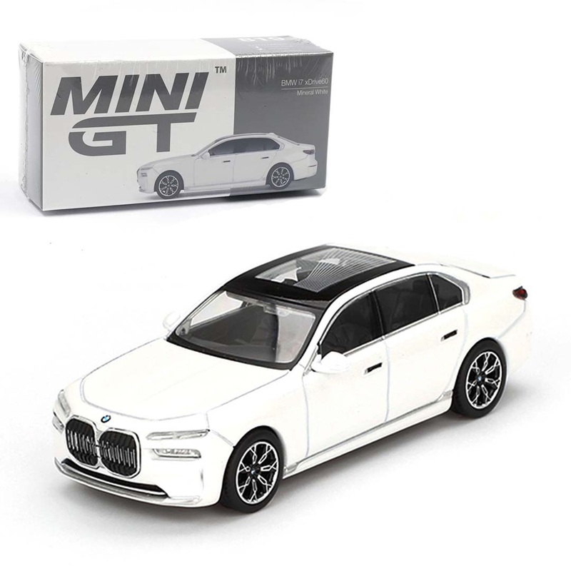 Mini GT BMW i7 xDrive60 Mineral White