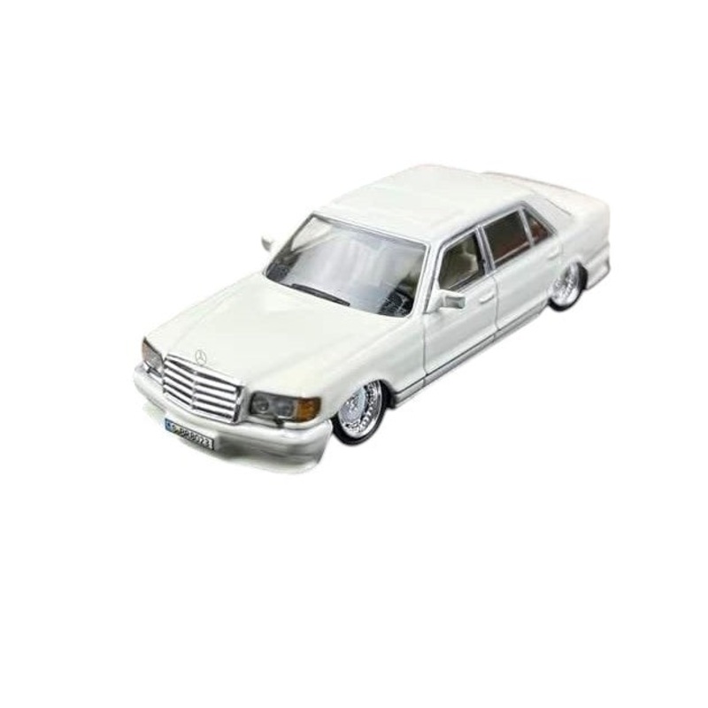 Master 1/64 Mercedes-Benz 560SEL W126 Die-Cast Model  Luxury Executive Sedan Replica
