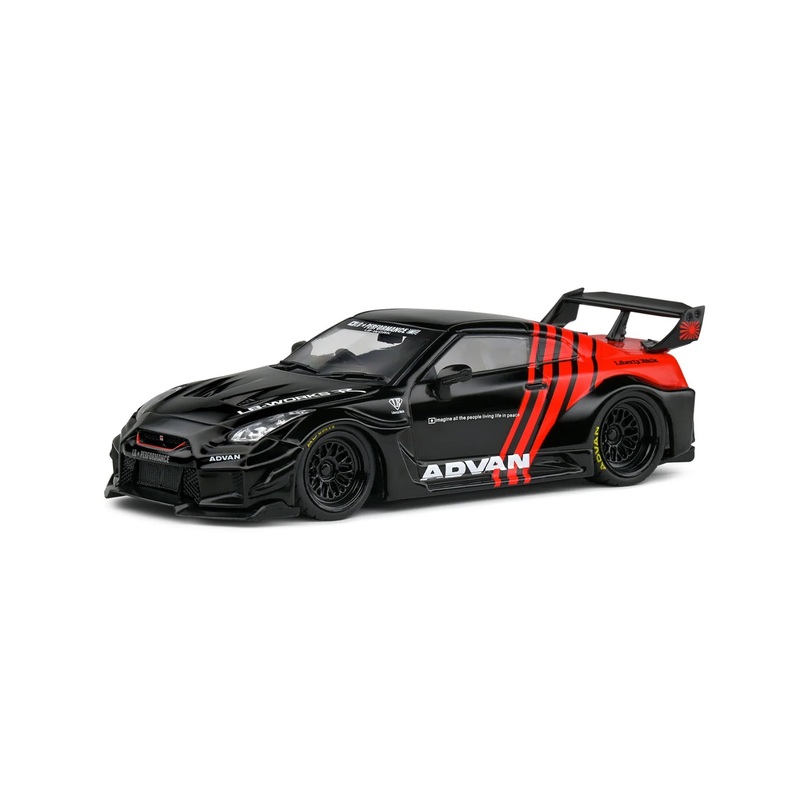 Solido: Nissan GTR (R35) LBWK-2020 Die-Cast Scale Model (1:43)