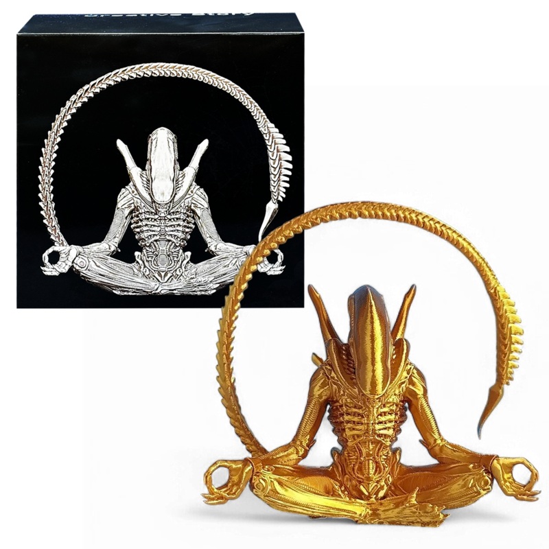 Gold Romulus Yoga Model Alien Action Figure
