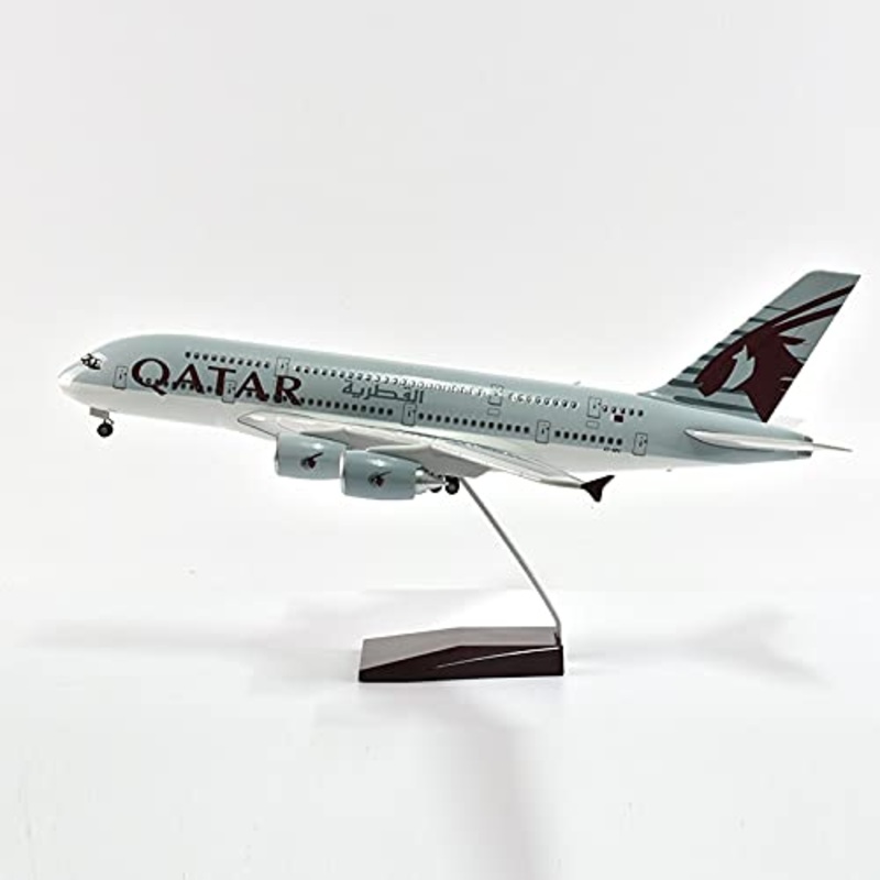 Qatar Airlines Airbus A380 LED Lit - Airplane 1/160 Plane Model Replica Toy Decor - 46 cm